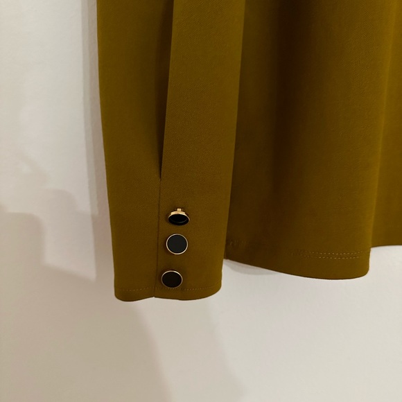 Ann Taylor Top Size Small - Picture 3 of 3